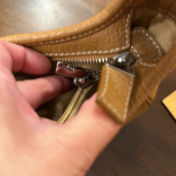 Salvatore Ferragamo Leather Bag - Picture 8 of 9